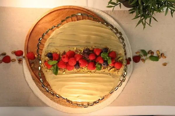 Sernik pistacjowy
